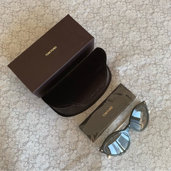 Tom Ford Chloe Authentic Black Gradient Sunglasses Cat Eye‎ FT0663 Italy NWT main image 11